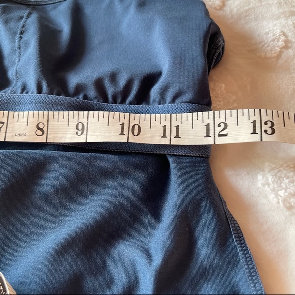 Alo tank top - Picture 11 of 15